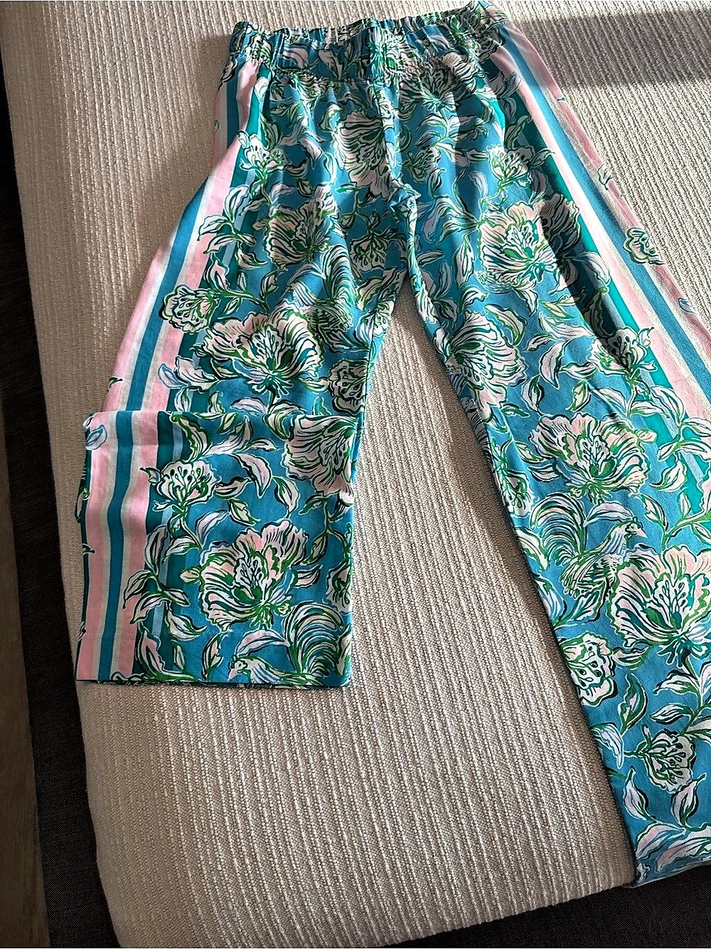 Lilly Pulitzer Floral Track Pants in Blue & Pink Size XS Like New